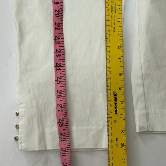 NEW NWT JM Collection Bright White Capri Pants Button Detail Size Petite Medium - Picture 7 of 7